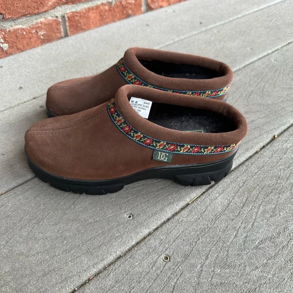 EUC Daniel Green suede clogs - Picture 4 of 8